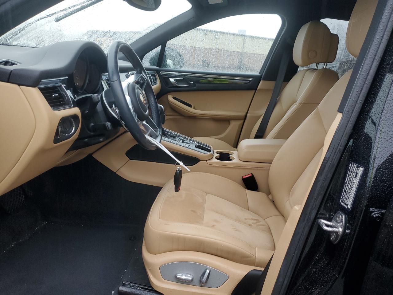 2018 Porsche Macan - Image 7