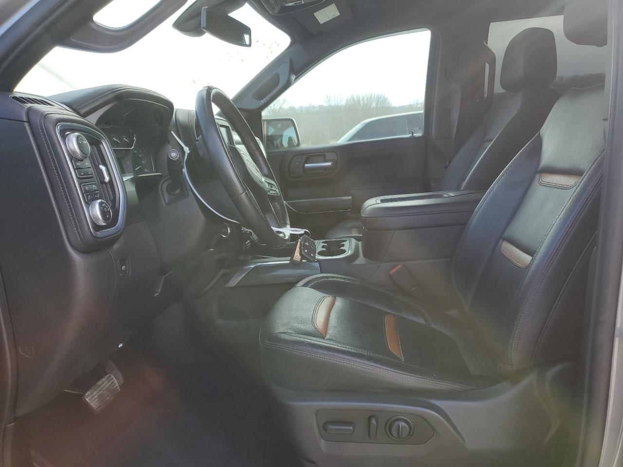 2021 GMC Sierra - Image 7