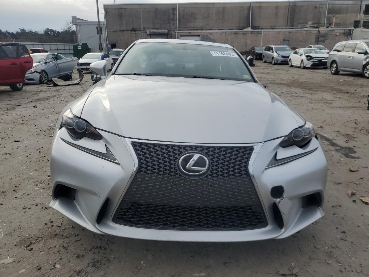 2015 Lexus IS - Image 5