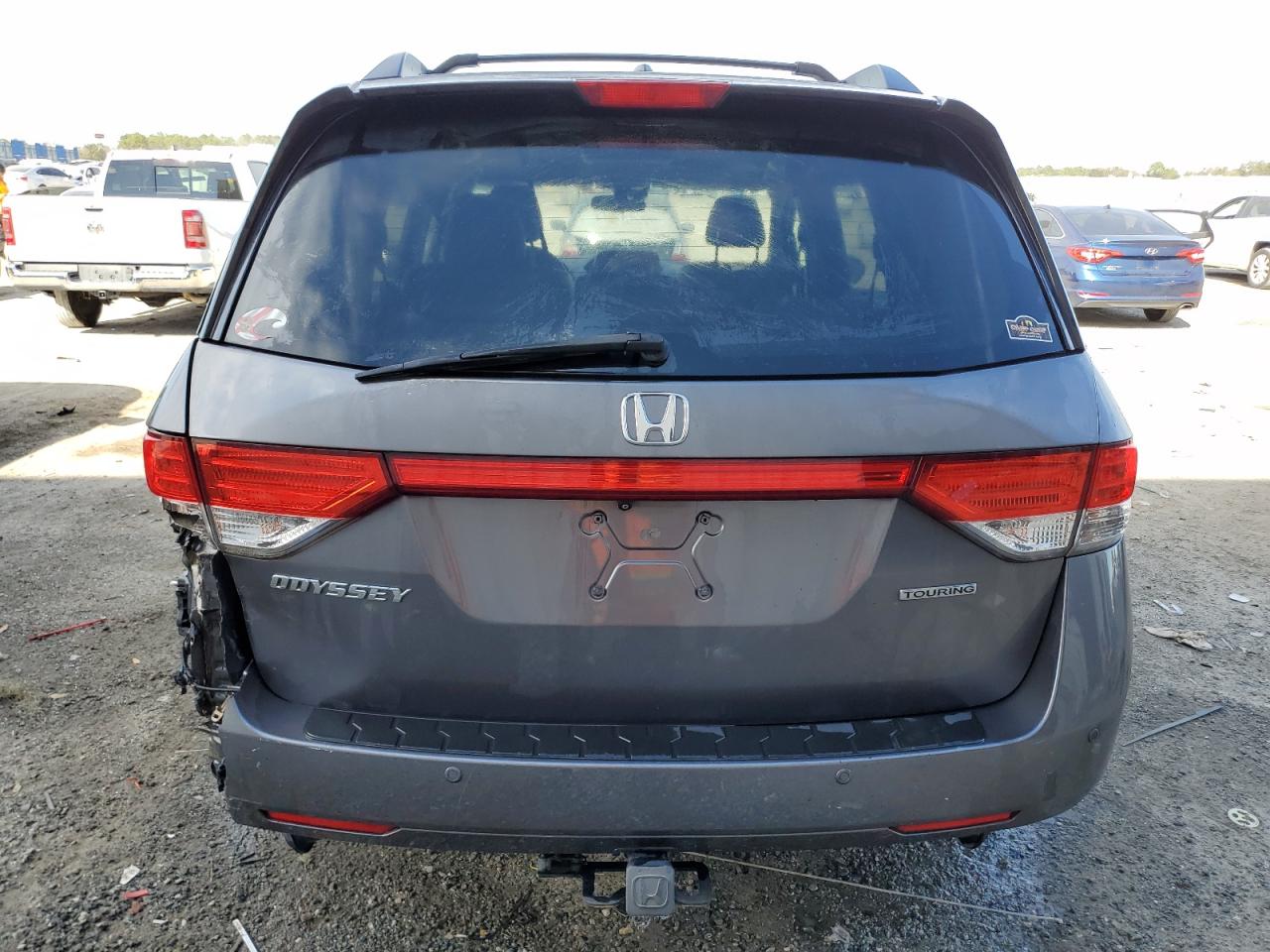2015 Honda Odyssey - Image 6