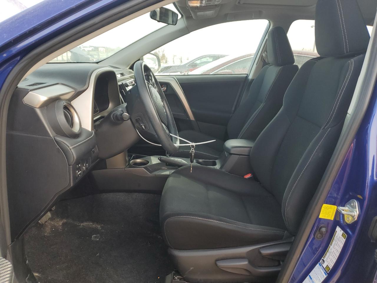 2015 Toyota RAV 4 - Image 7