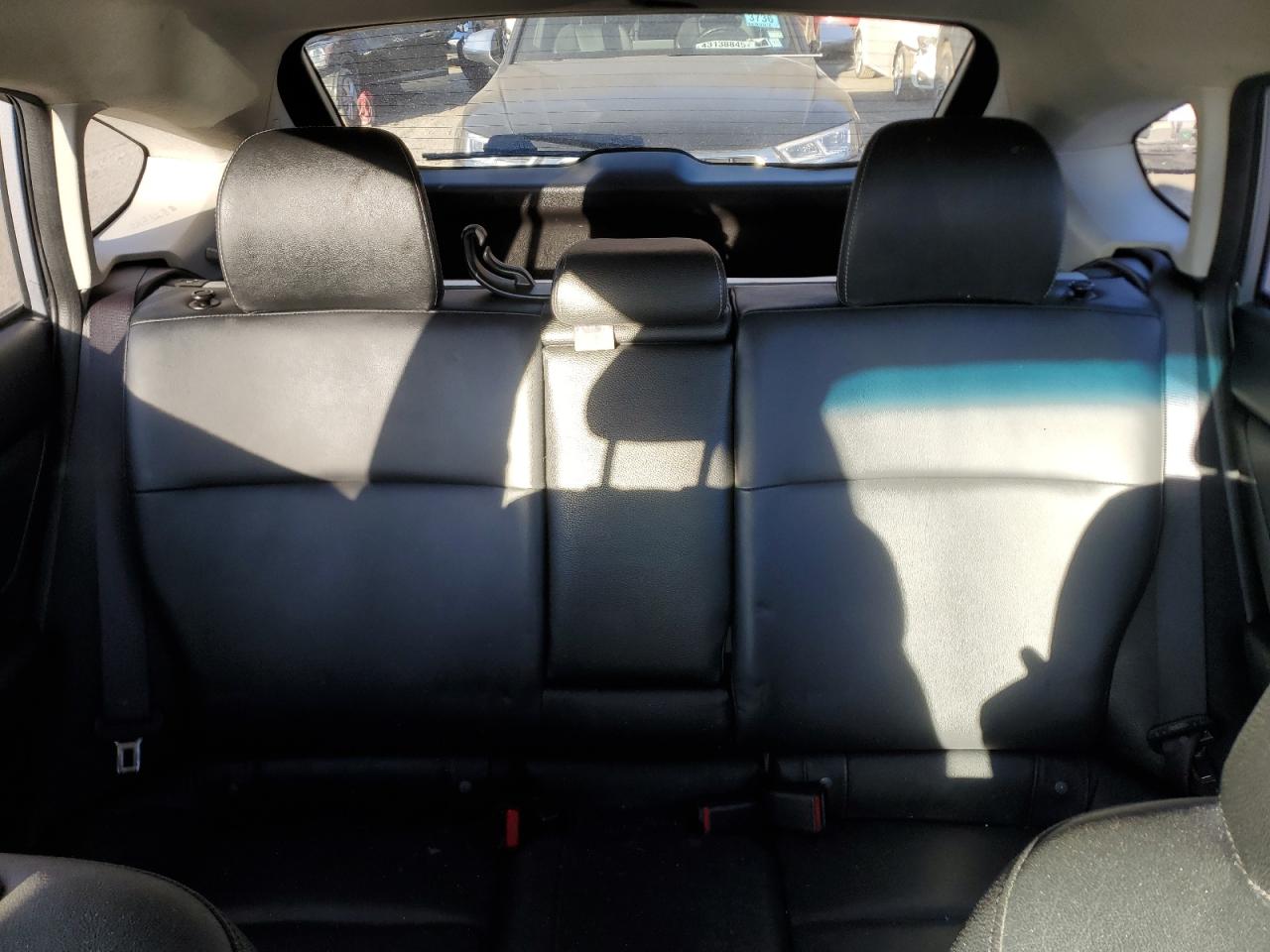 2014 Subaru XV - Image 10