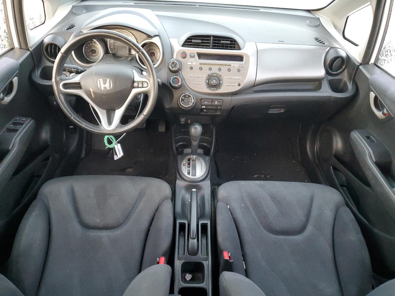 2011 Honda Fit - Image 8
