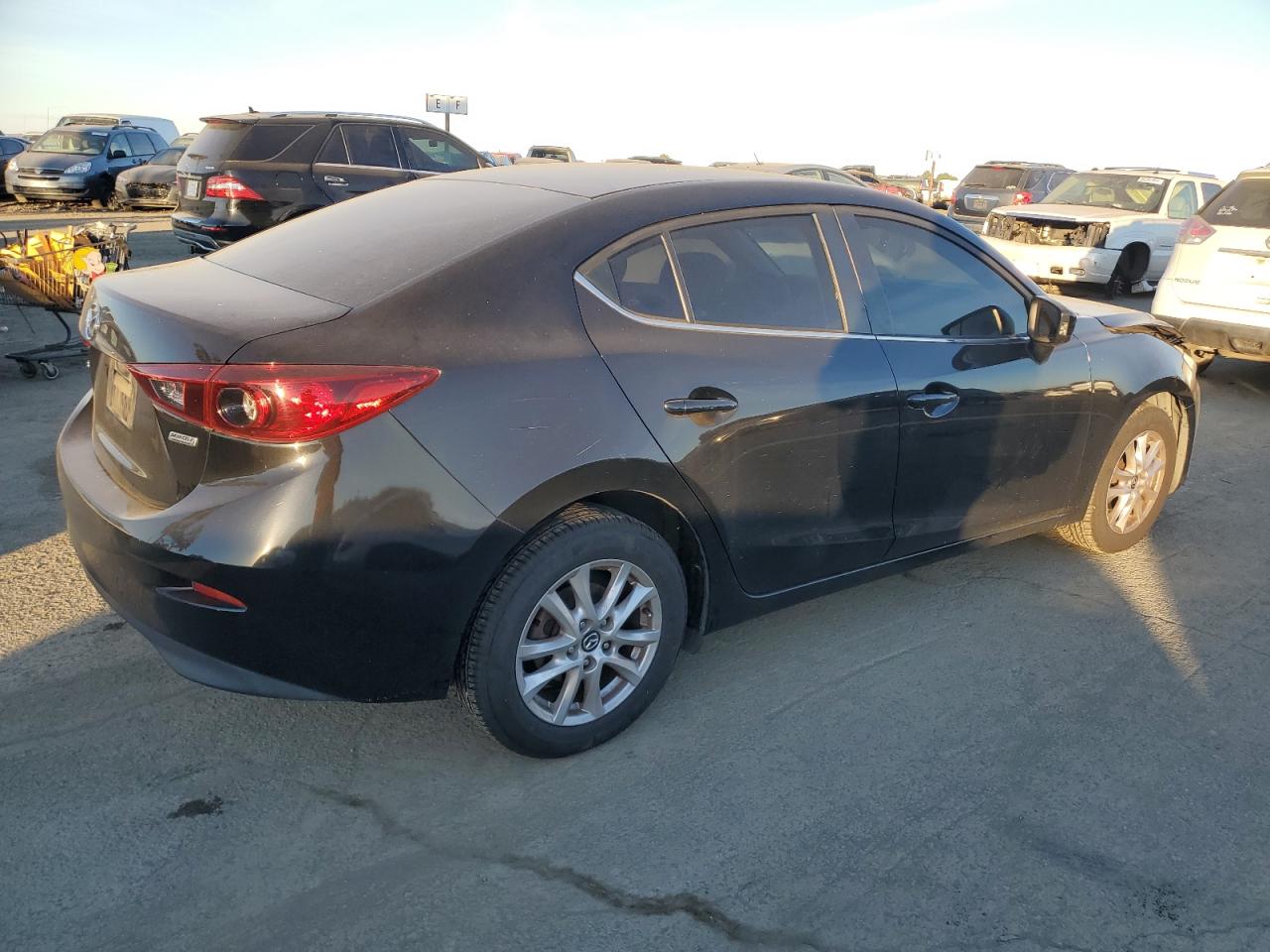 VIN 3MZBM1U72GM306180 2016 MAZDA 3 no.3