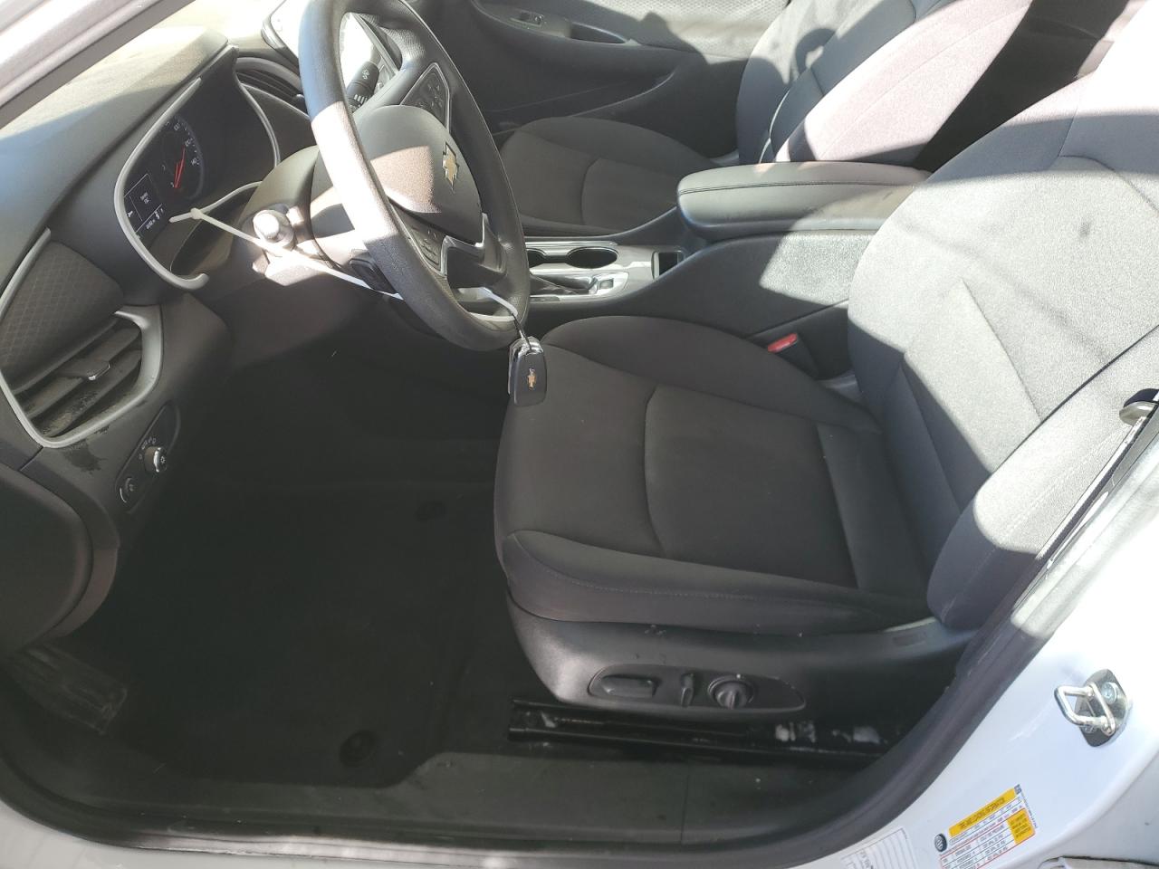 2023 Chevrolet Malibu - Image 7