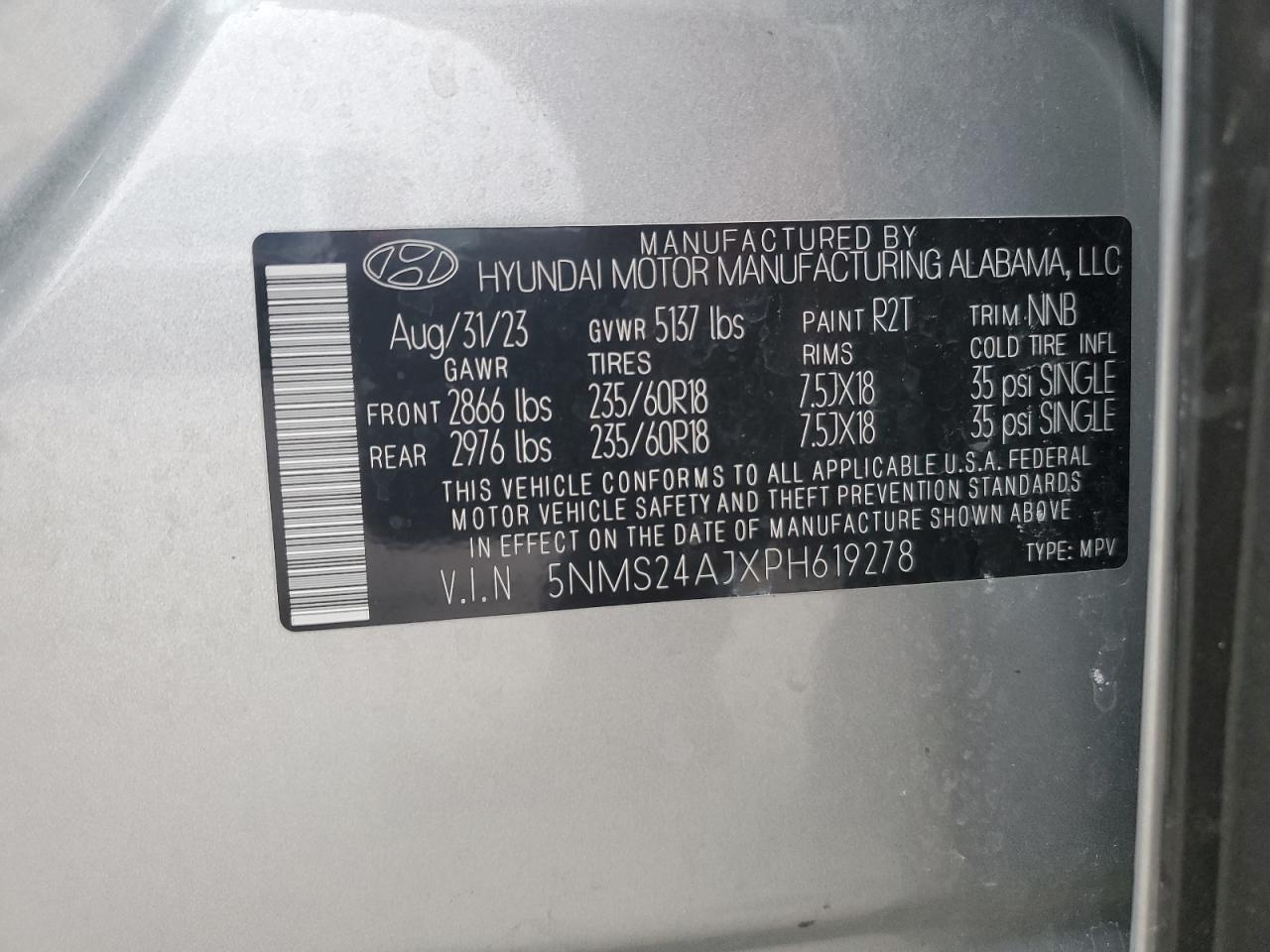 2023 Hyundai Santa Fe - Image 14