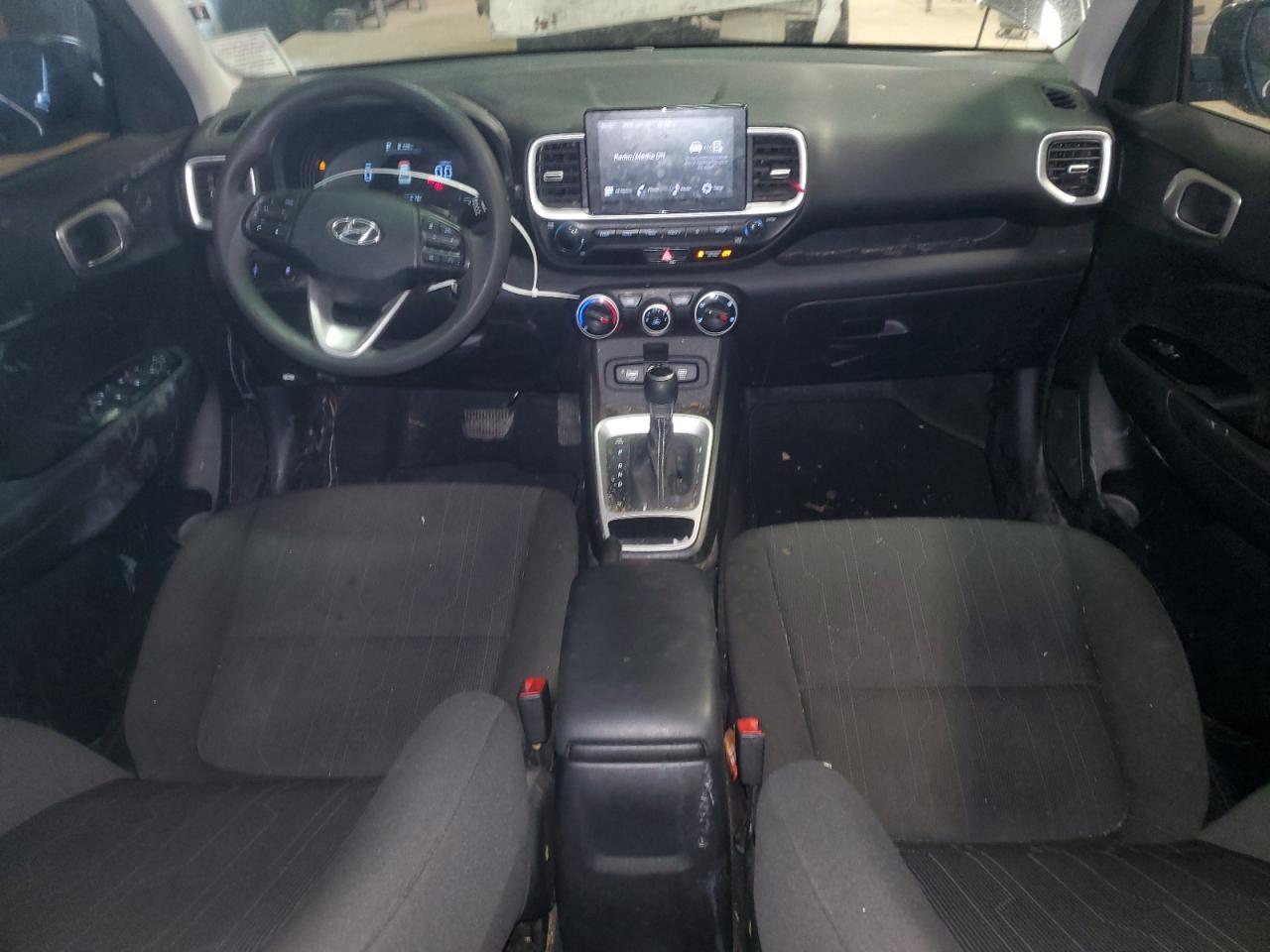 2023 Hyundai Venue - Image 8