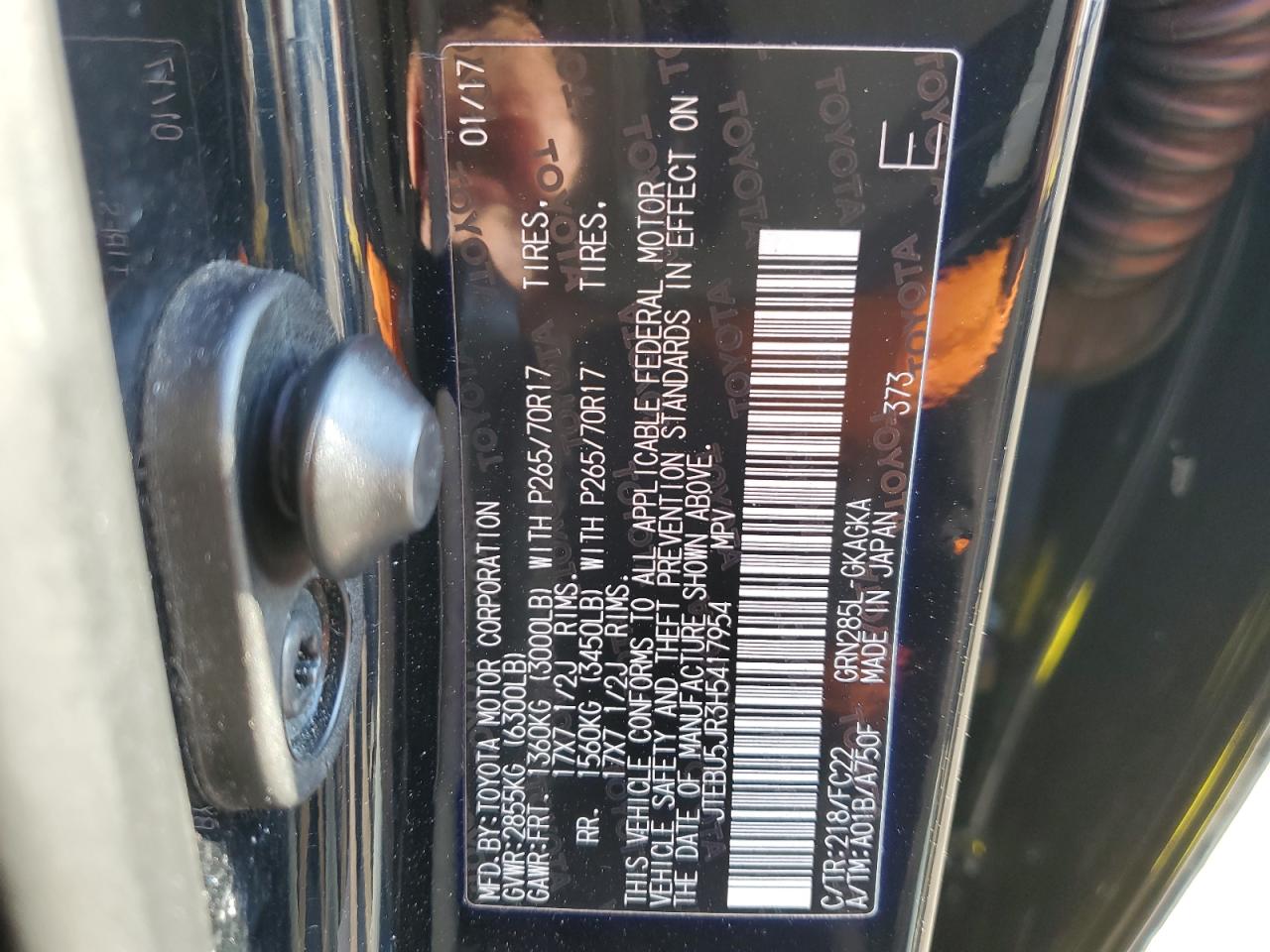 2017 Toyota 4Runner - Image 13