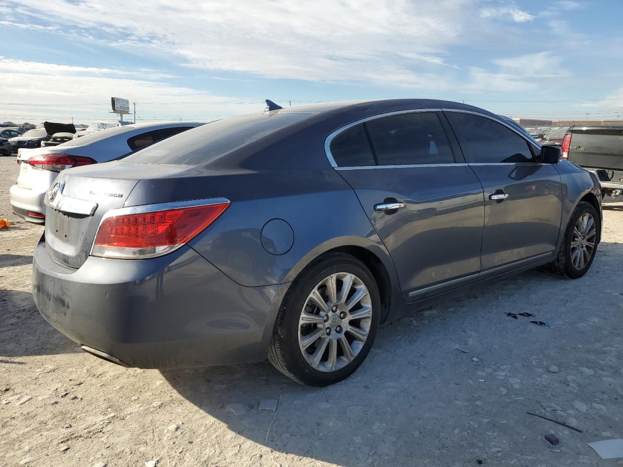 VIN 1G4GF5G37DF190131 2013 BUICK LACROSSE no.3