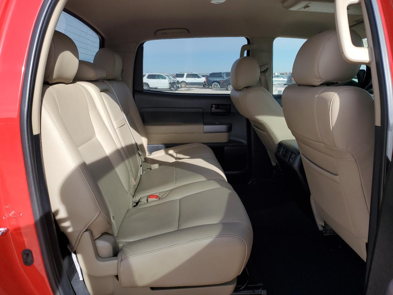 2012 Toyota Tundra - Image 10