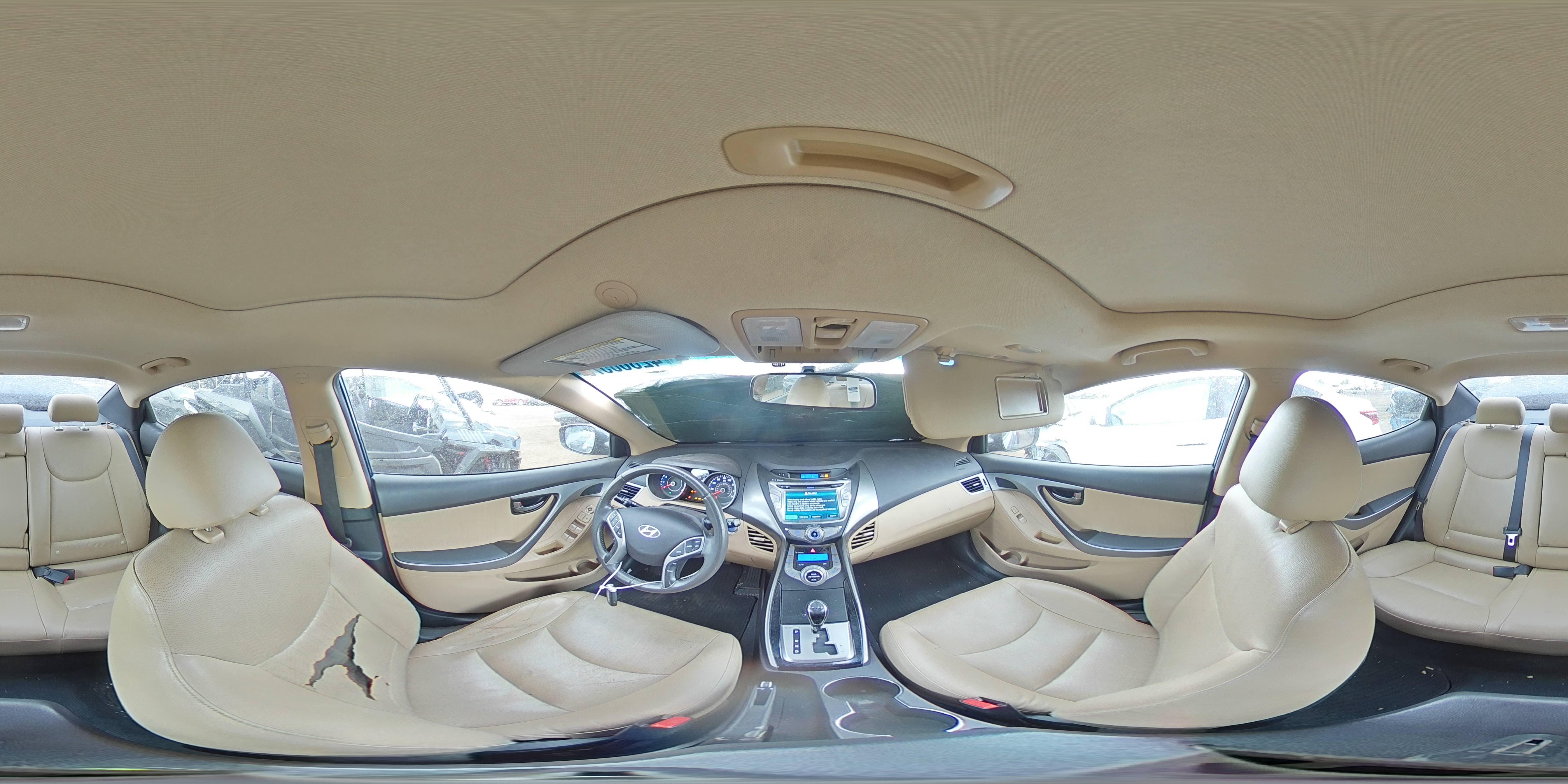 2013 Hyundai Elantra - Image 12