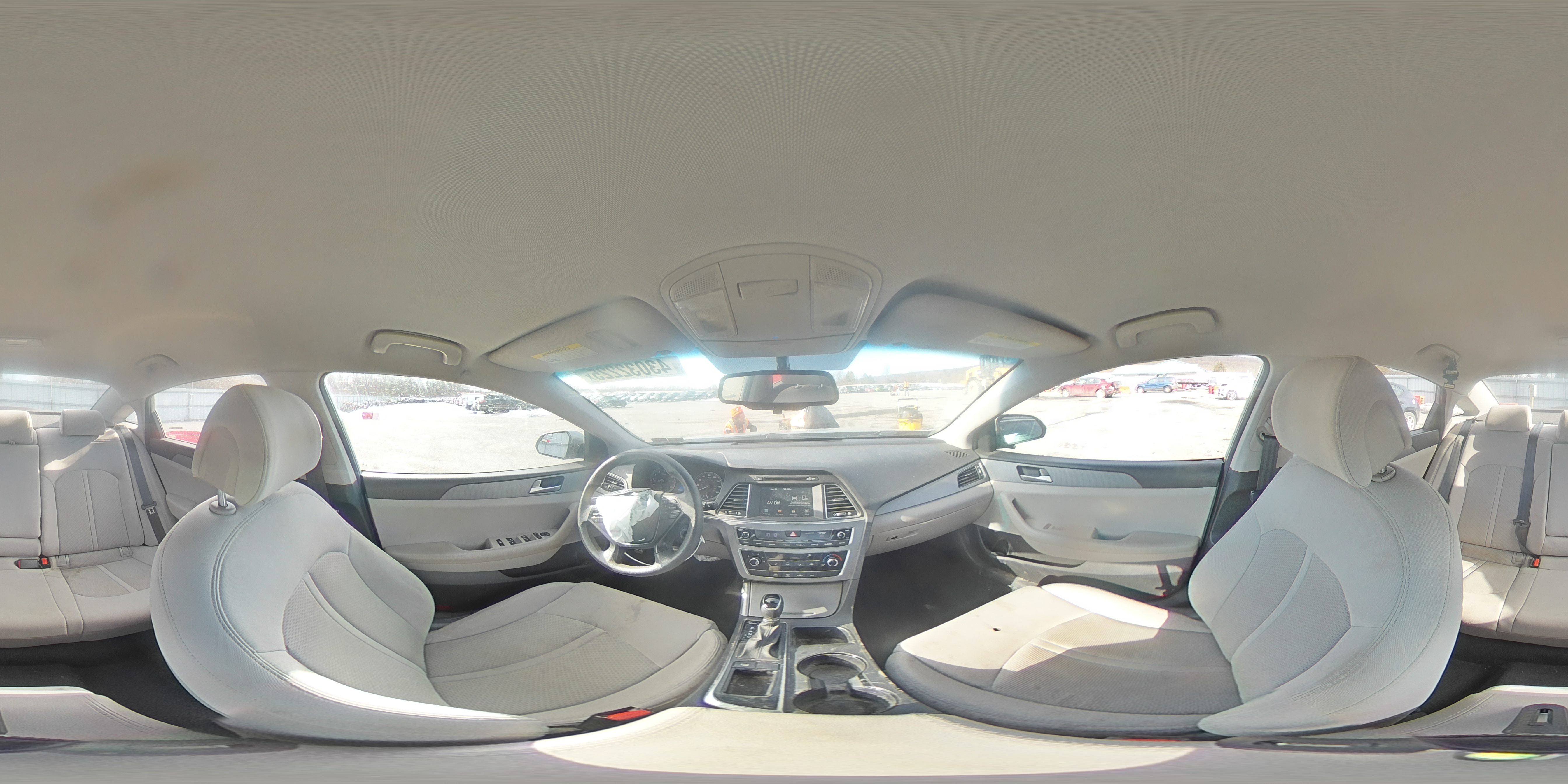 2017 Hyundai Sonata - Image 13