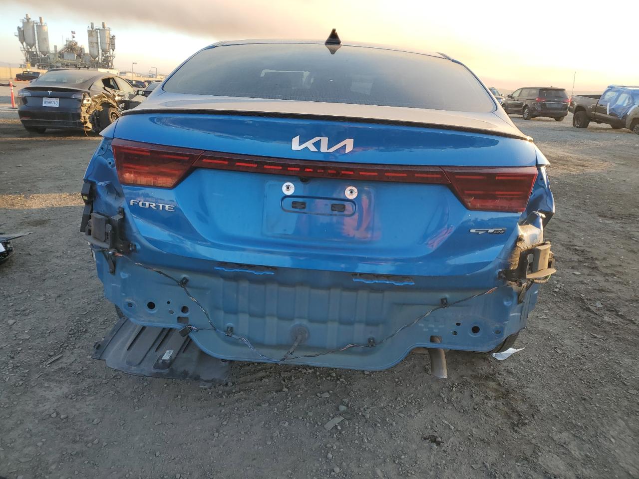 2023 Kia Forte - Image 6