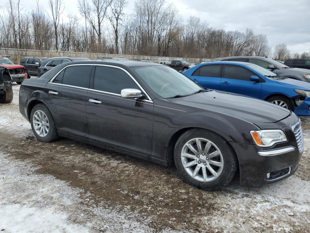 2012 Chrysler 300 - Image 4