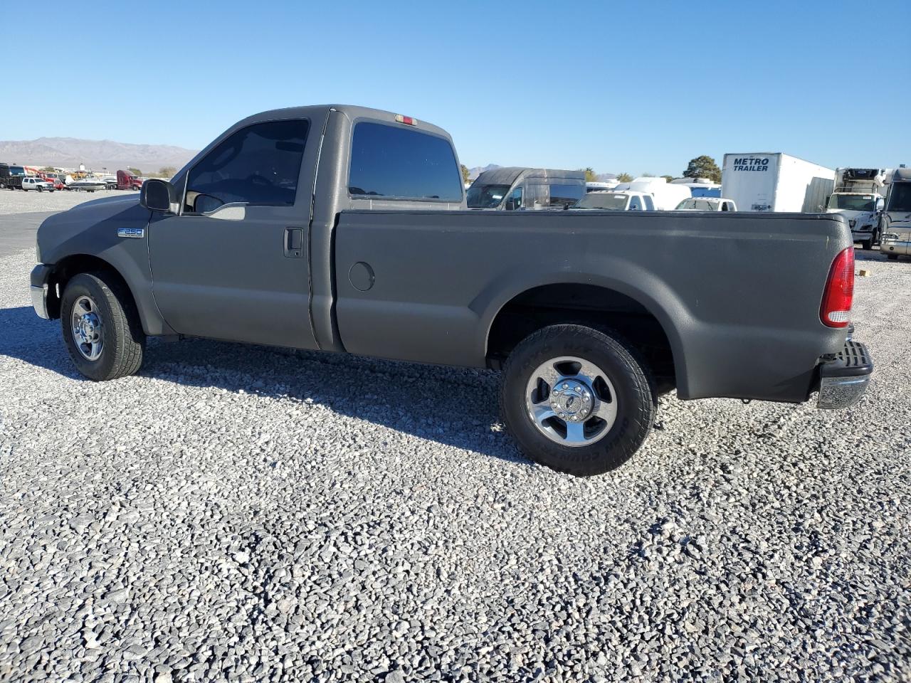 2005 Ford F250 - Image 2