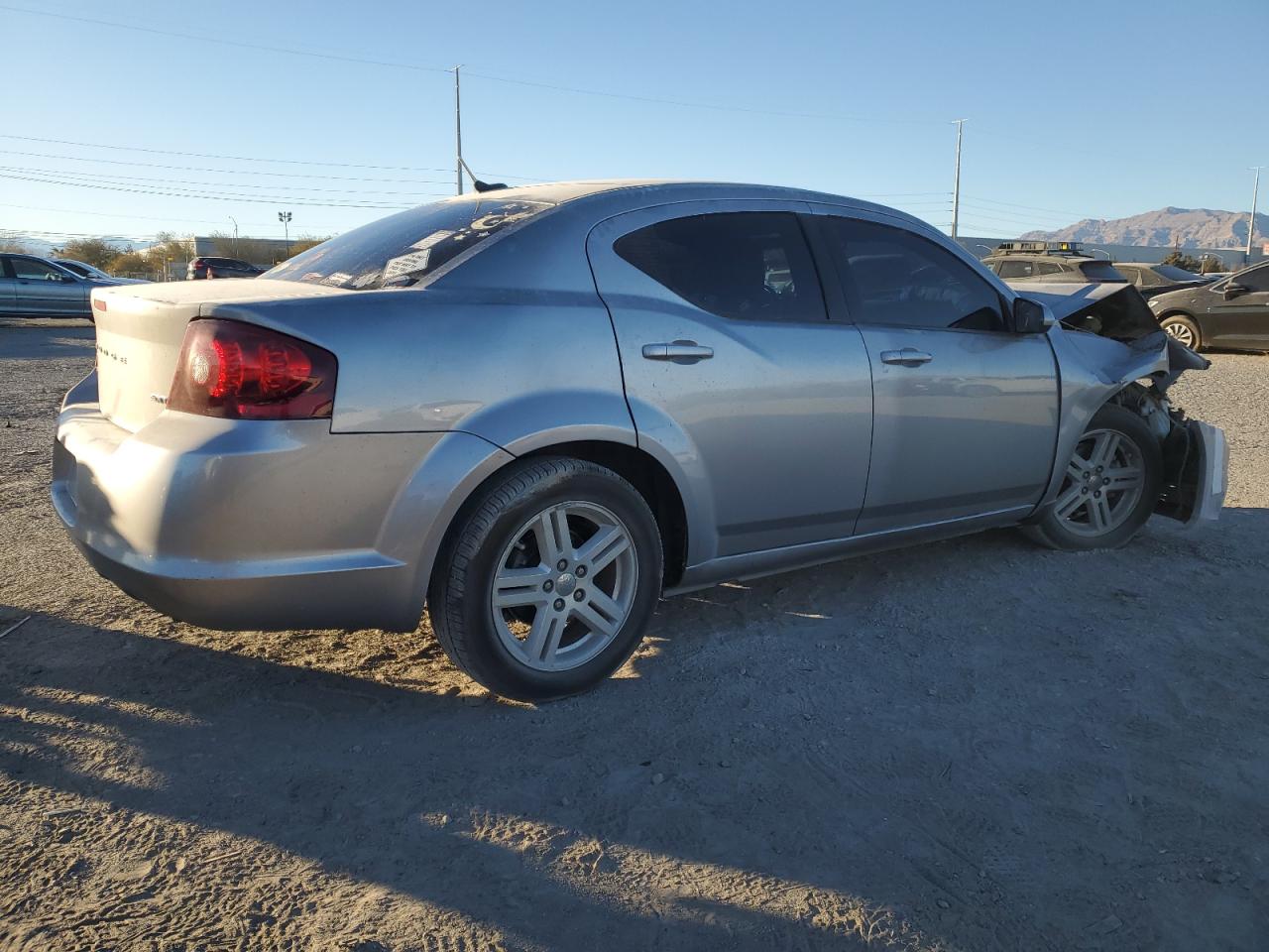 2013 Dodge Avenger - Image 3