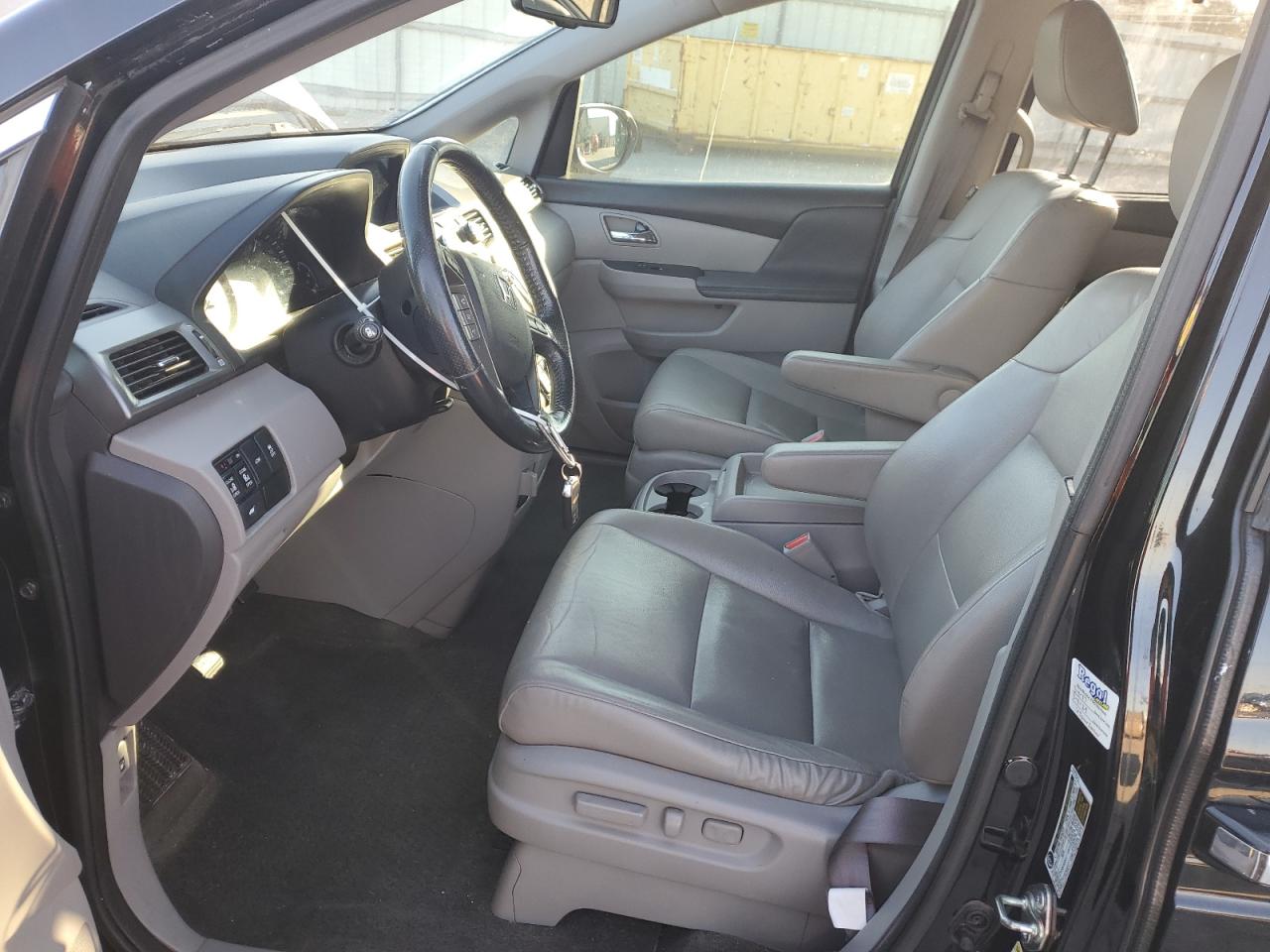 2016 Honda Odyssey - Image 7