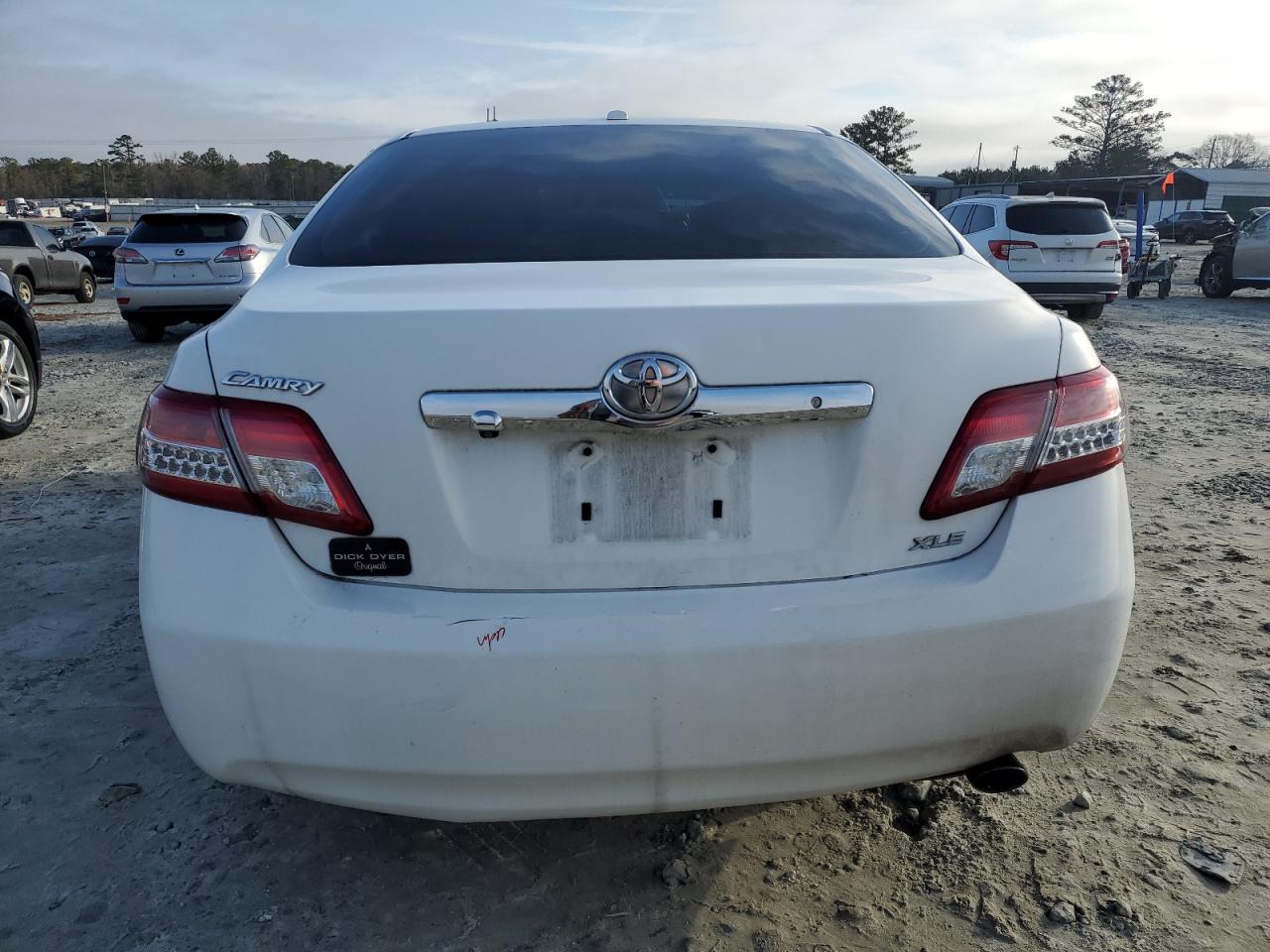2010 Toyota Camry - Image 6