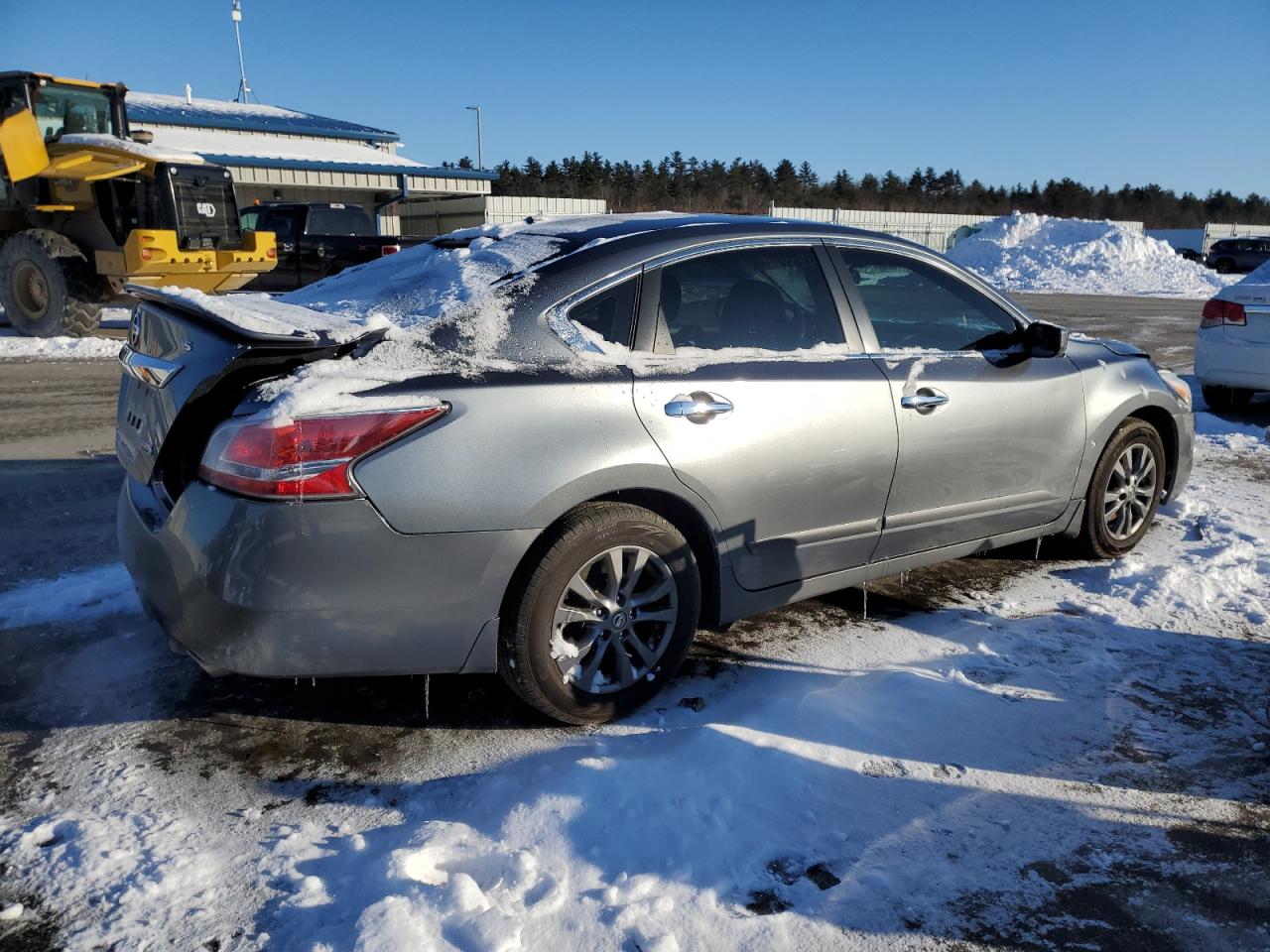 2015 Nissan Altima - Image 3