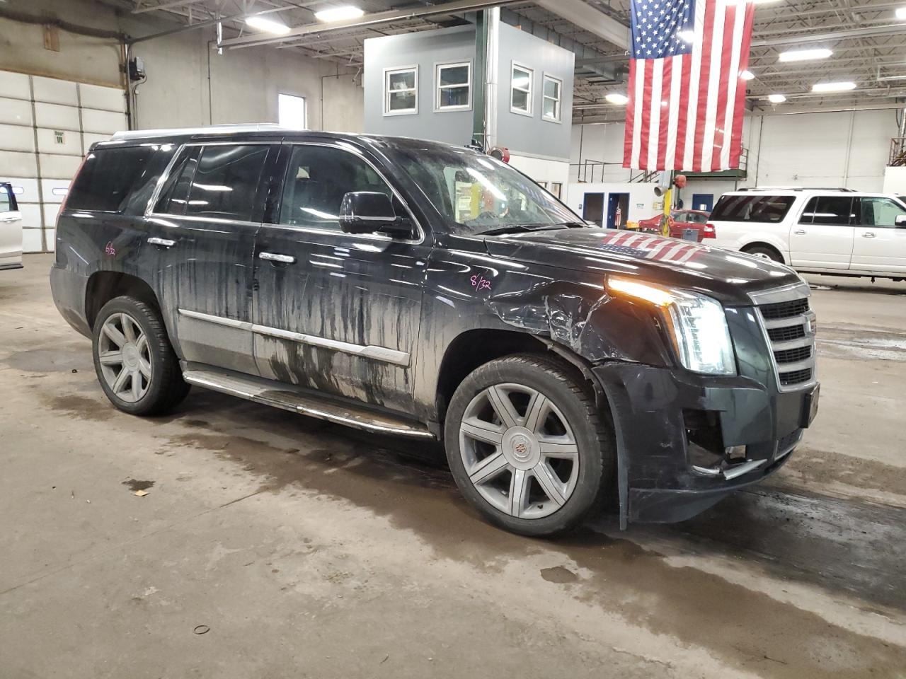 2019 Cadillac Escalade - Image 4