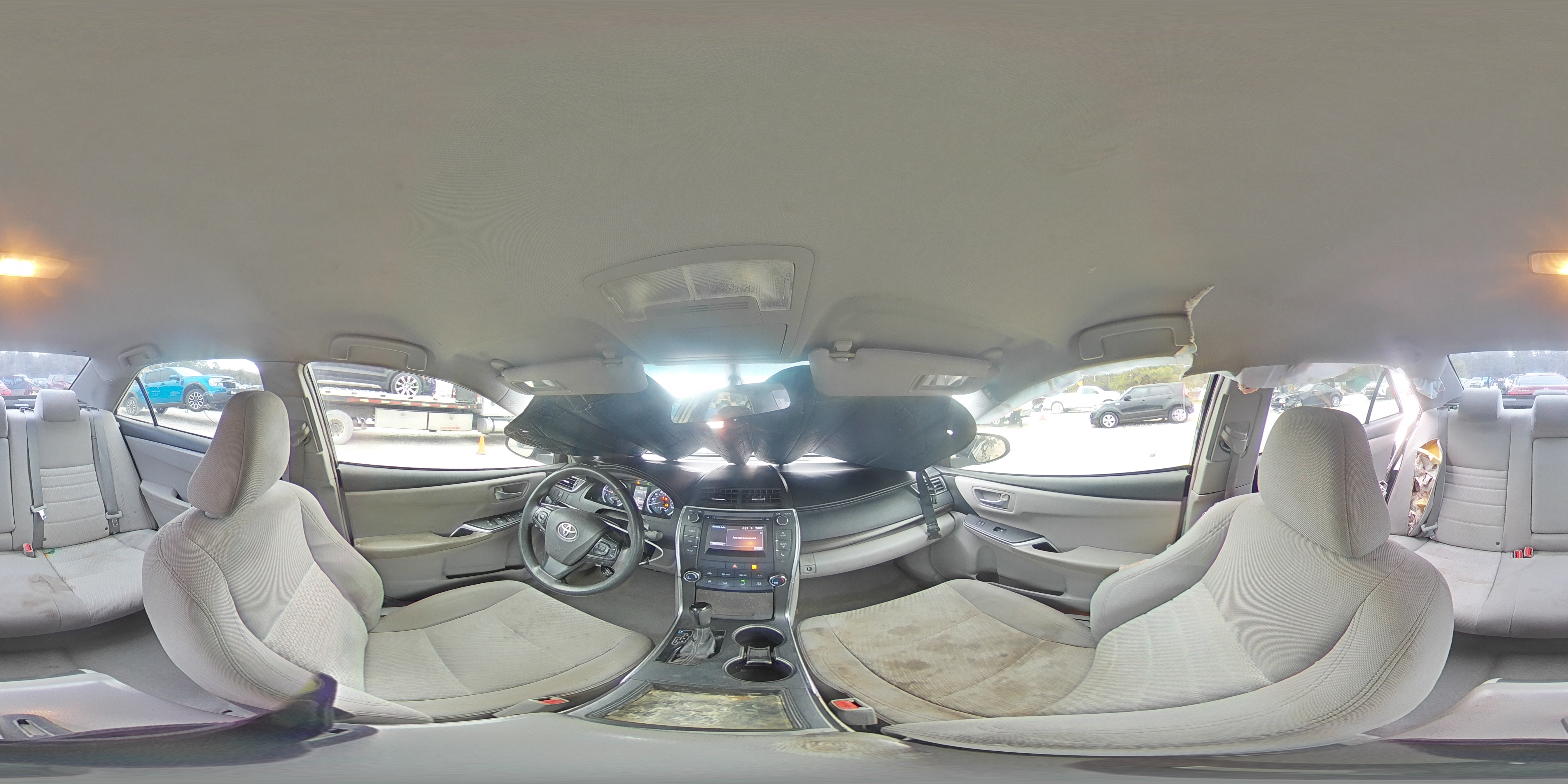 2017 Toyota Camry - Image 14