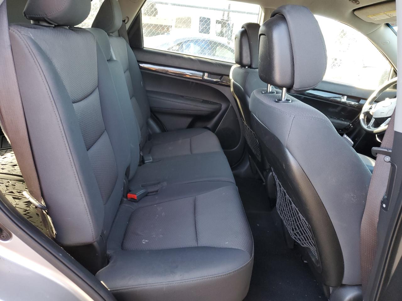 2012 Kia Sorento - Image 11