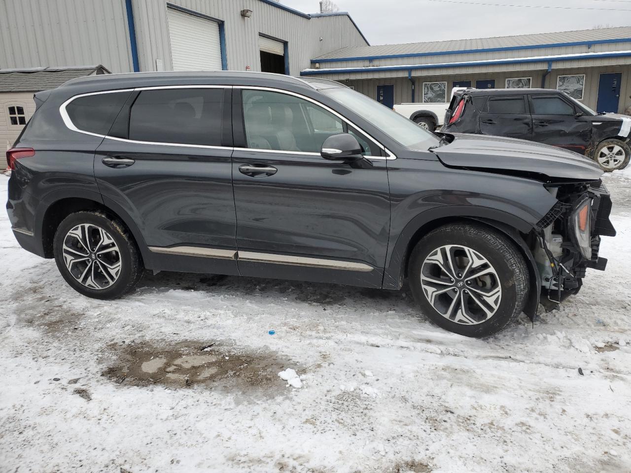 2020 Hyundai Santa Fe - Image 4