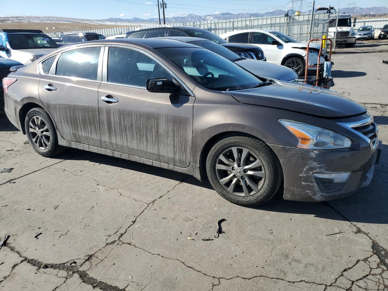 2015 Nissan Altima - Image 4