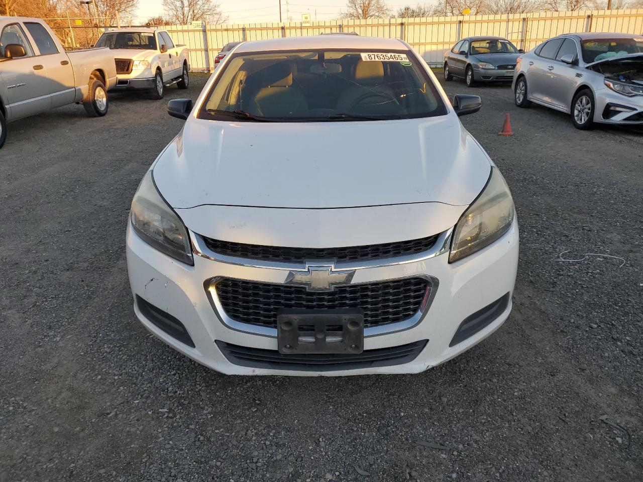 VIN 1G11A5SL0EF150743 2014 CHEVROLET MALIBU no.5