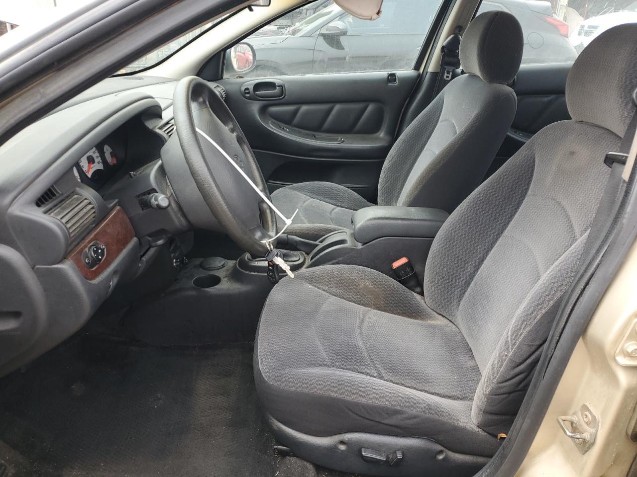 2001 Dodge Stratus - Image 7