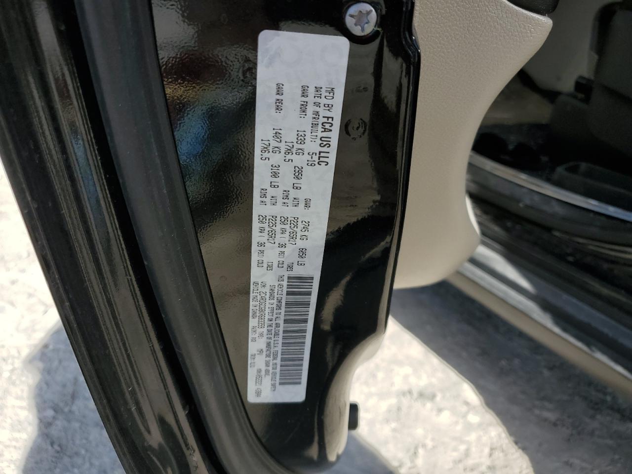 2019 Dodge Caravan - Image 16