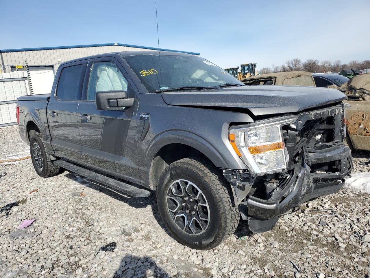 2022 Ford F-150 - Image 4