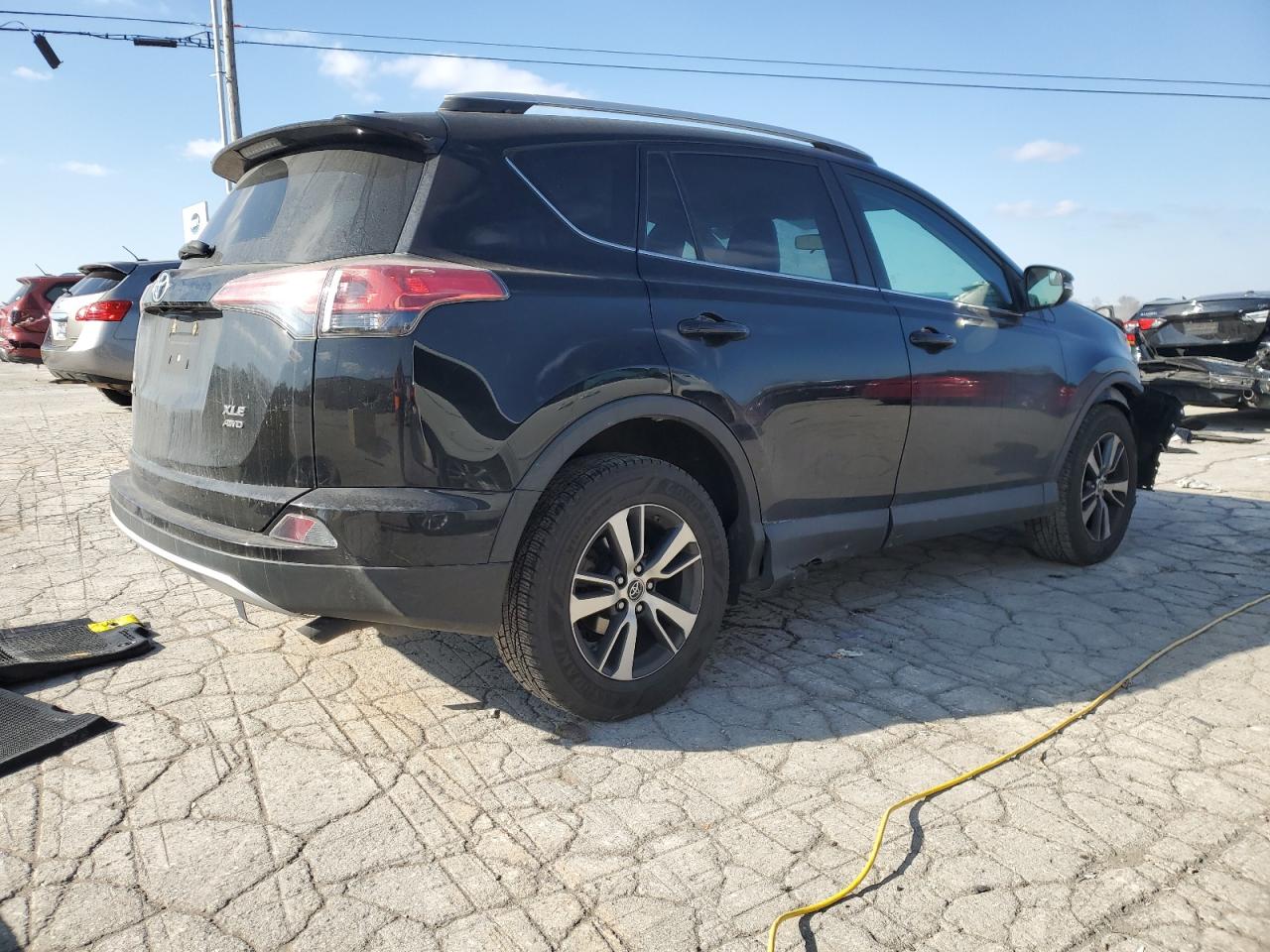 2016 Toyota RAV 4 - Image 3