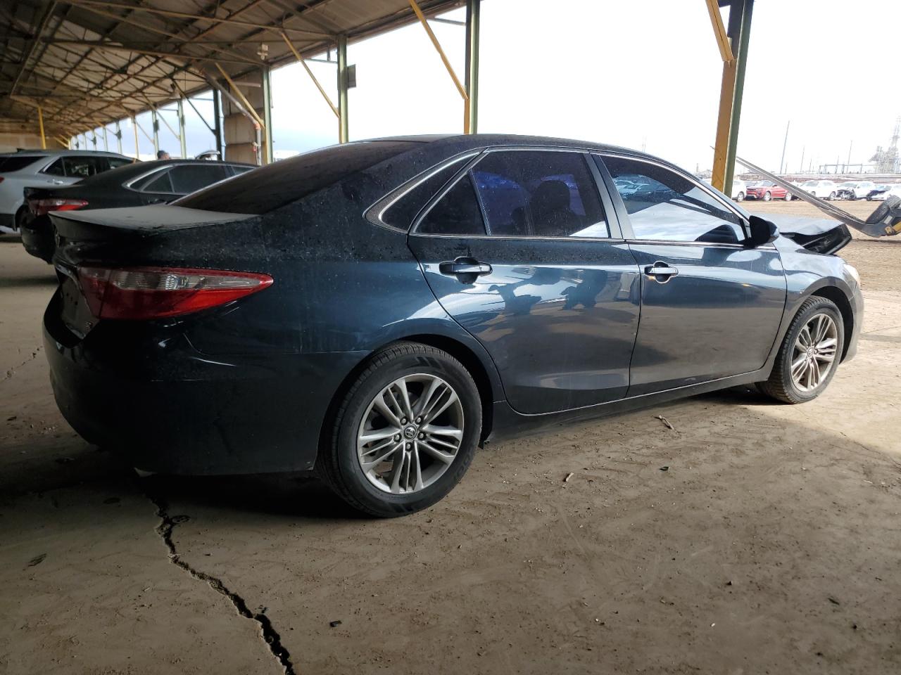 2016 Toyota Camry - Image 3