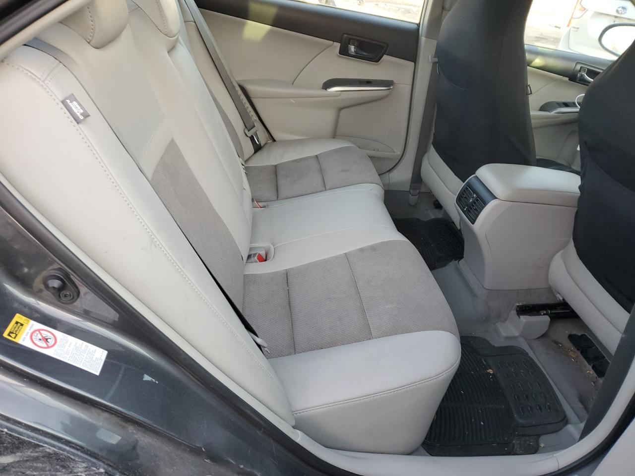 2012 Toyota Camry - Image 10