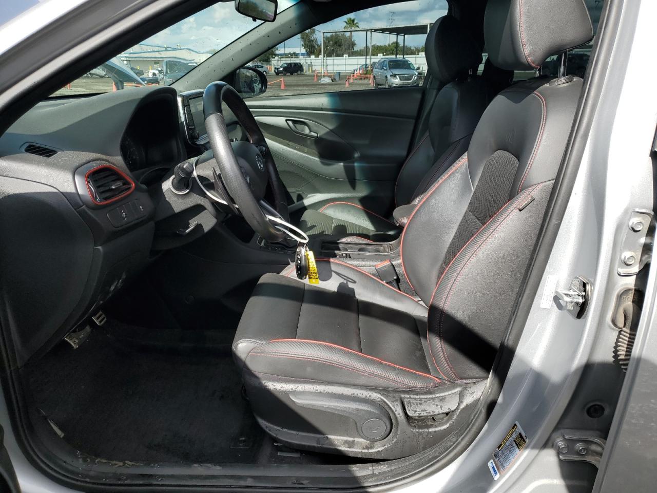 2020 Hyundai Elantra - Image 7