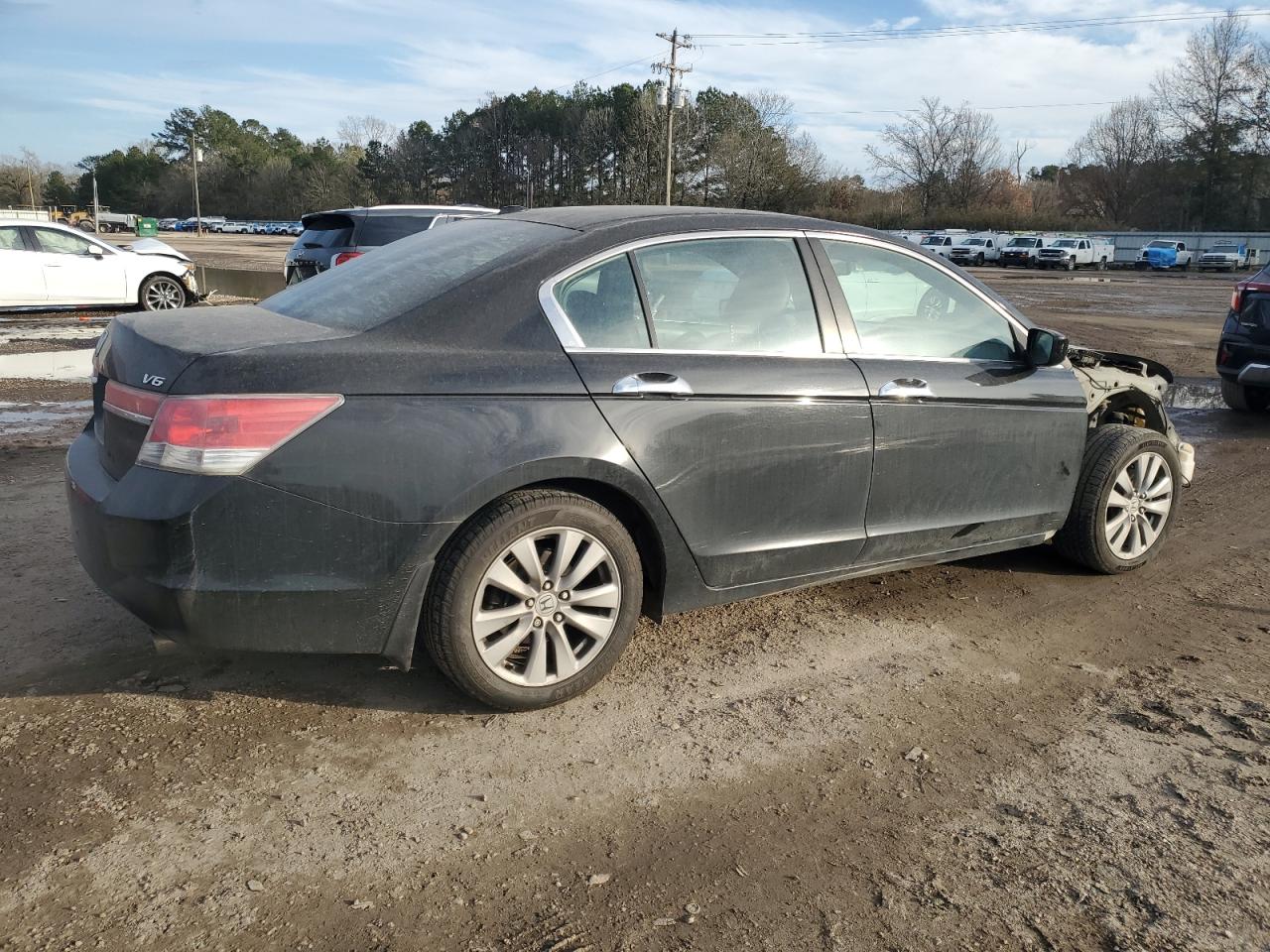 2011 Honda Accord - Image 3