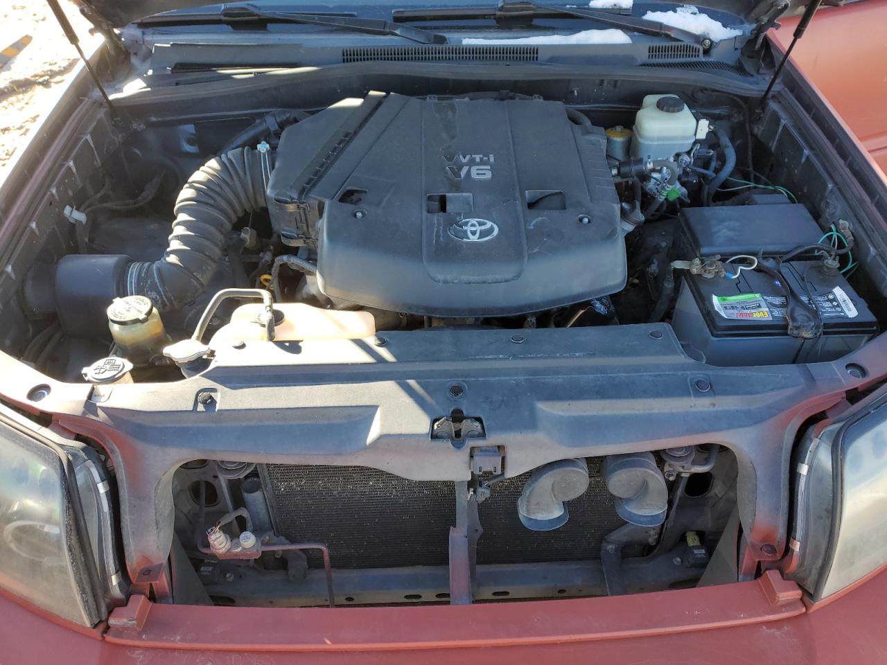 2005 Toyota 4Runner - Image 12