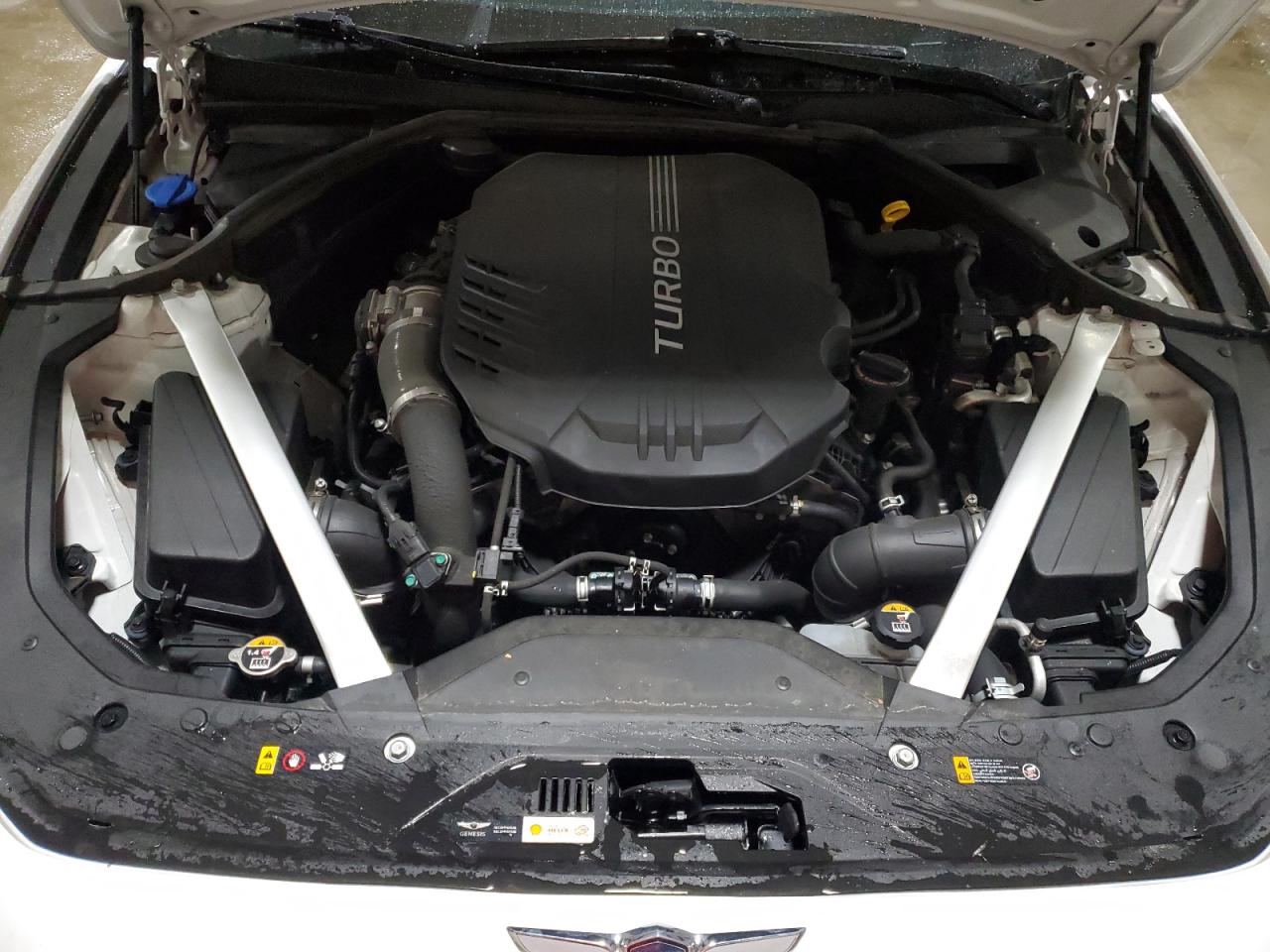 2022 Genesis G70 - Image 11