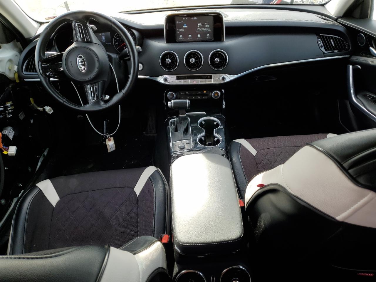 2019 Kia Stinger - Image 8