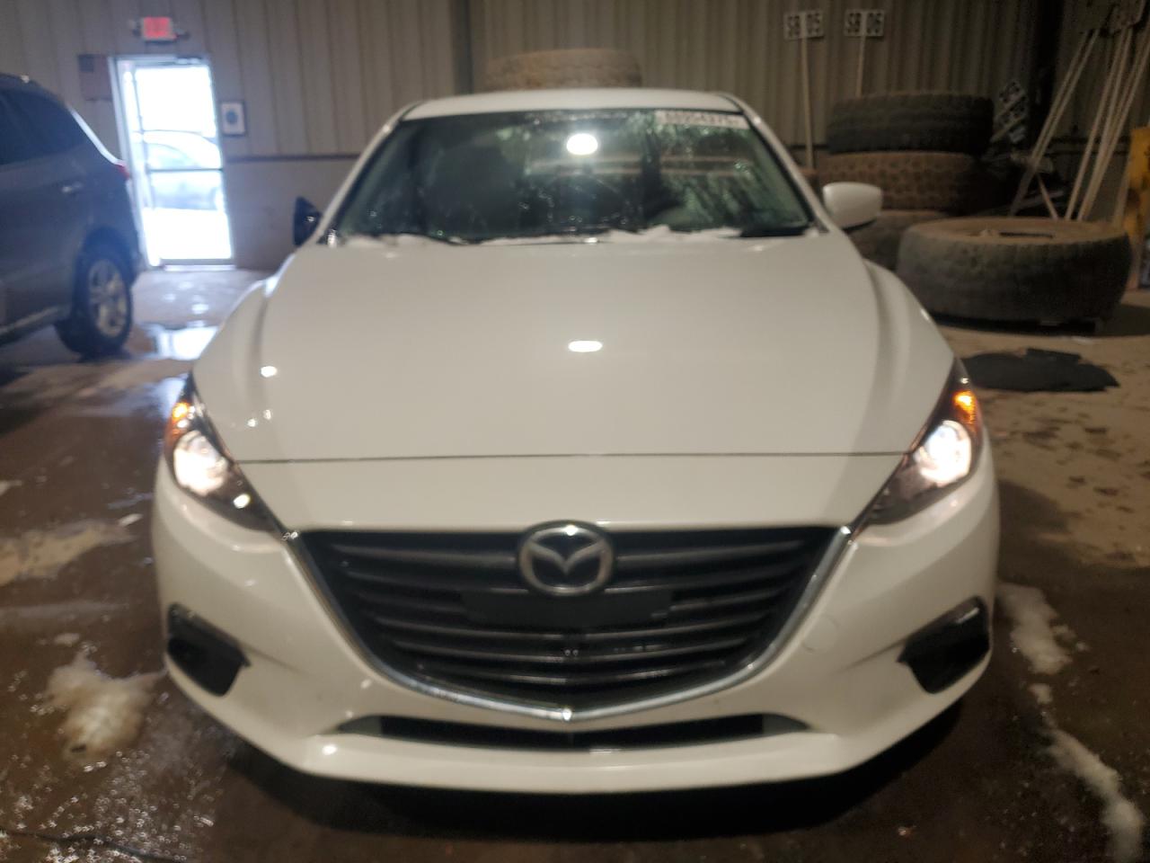 2016 Mazda 3 - Image 5