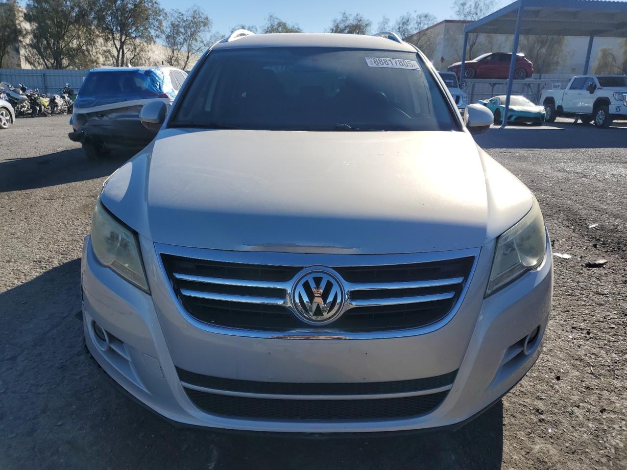 2010 Volkswagen Tiguan - Image 5