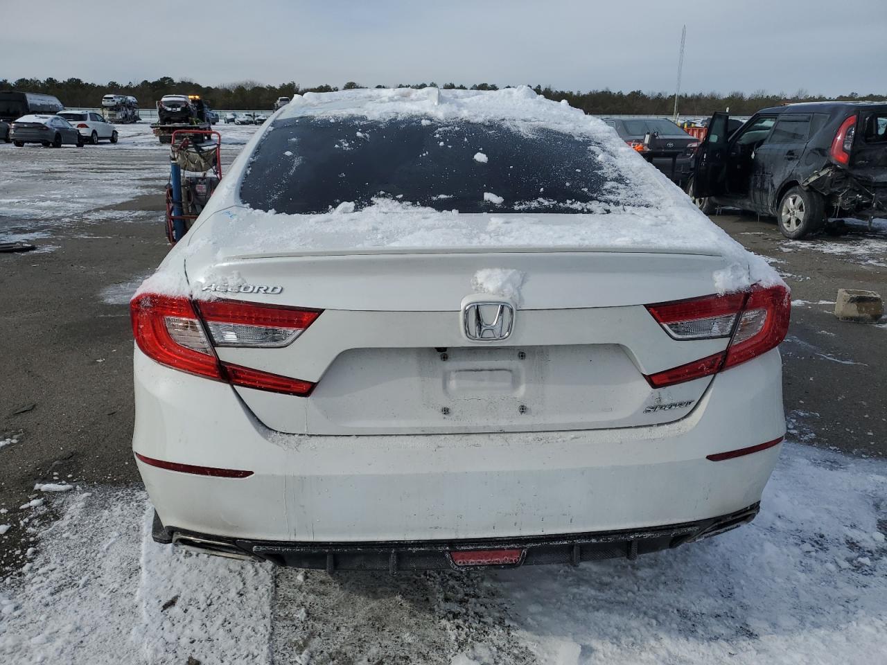 2020 Honda Accord - Image 6