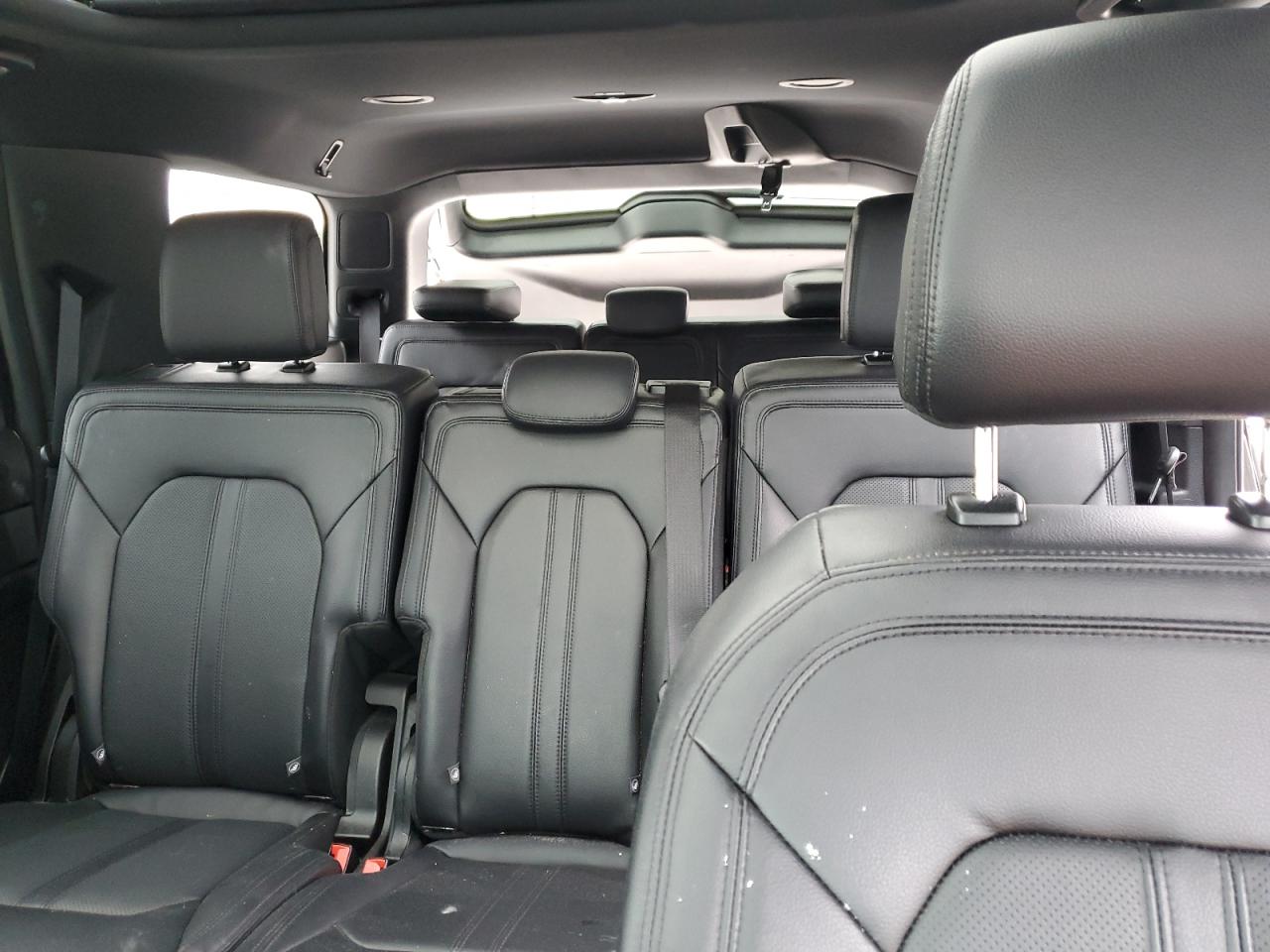 2021 Ford Expedition - Image 10
