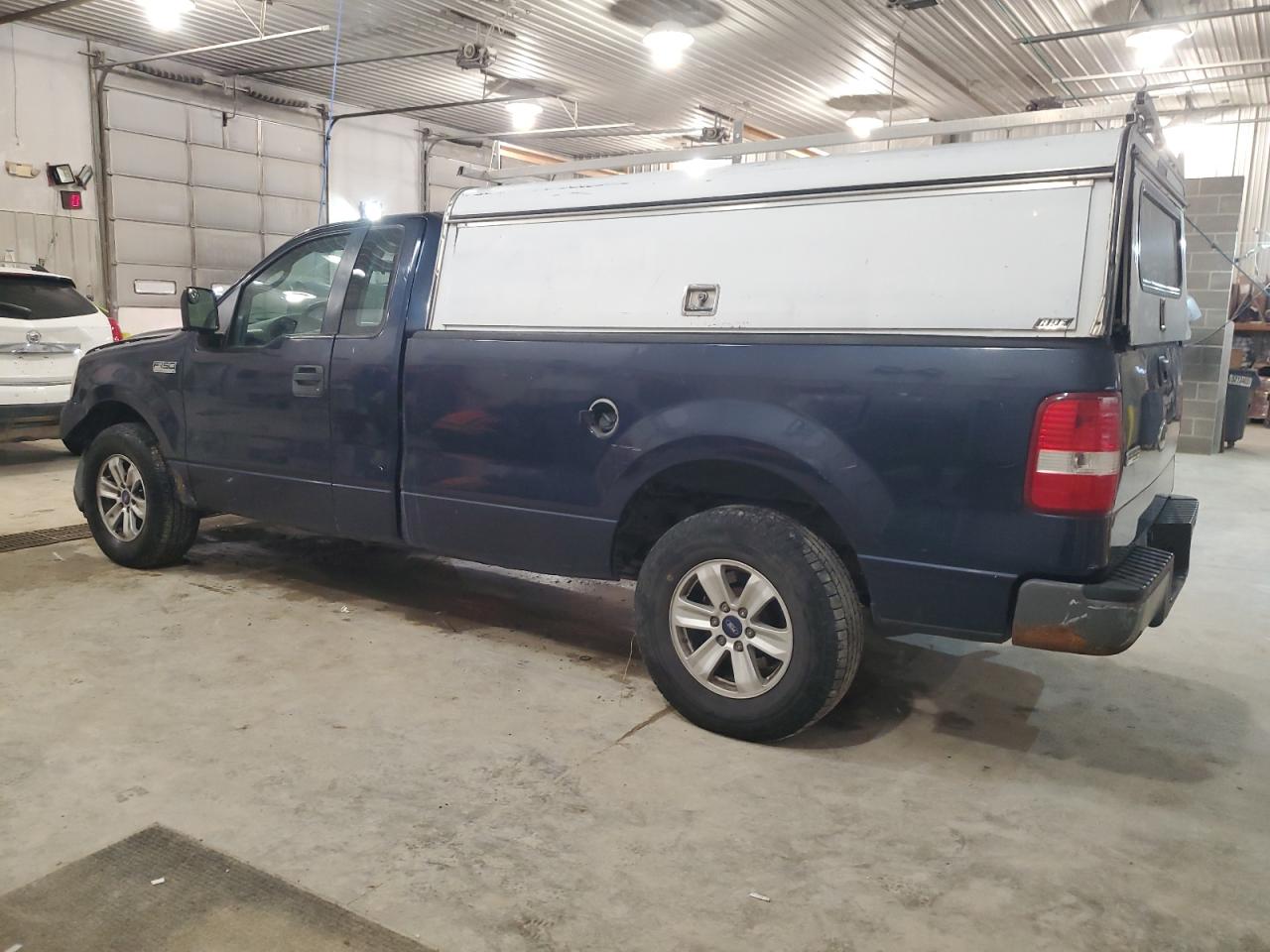2005 Ford F-150 - Image 2
