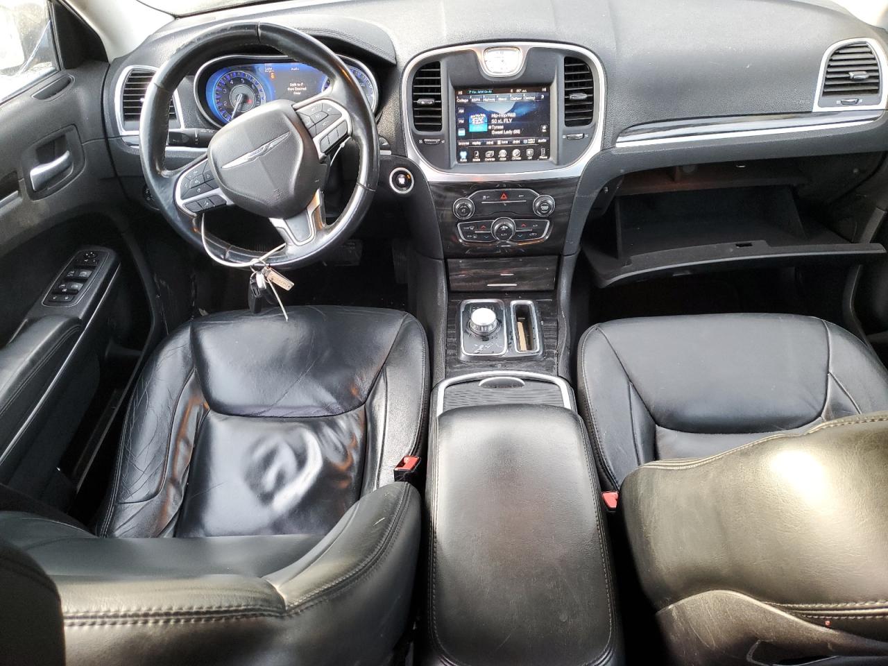 2015 Chrysler 300 - Image 8