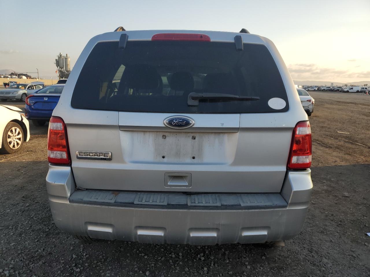 2010 Ford Escape - Image 6
