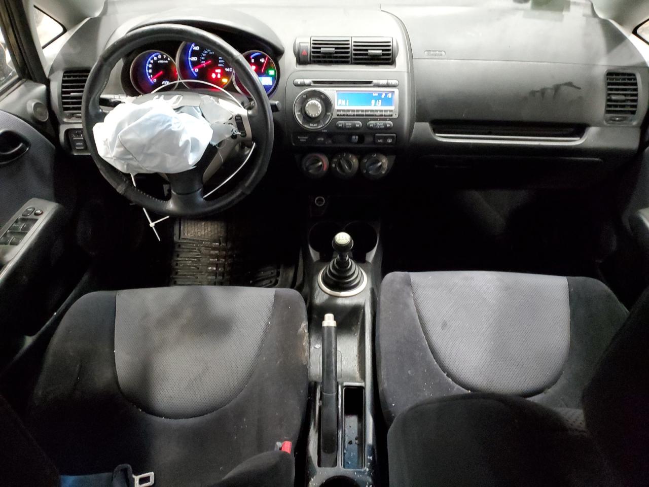 2008 Honda Fit - Image 8