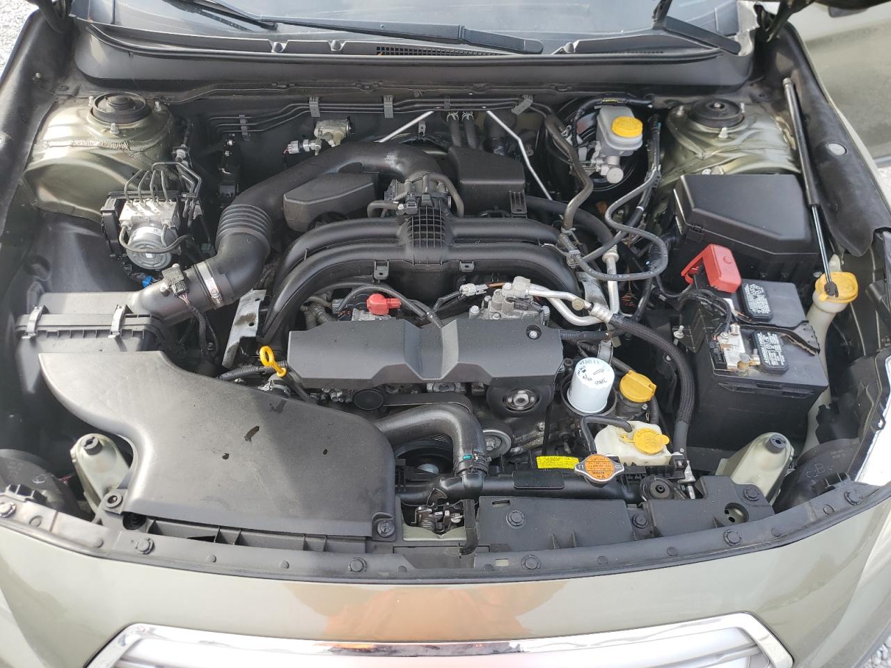 2015 Subaru Outback - Image 13