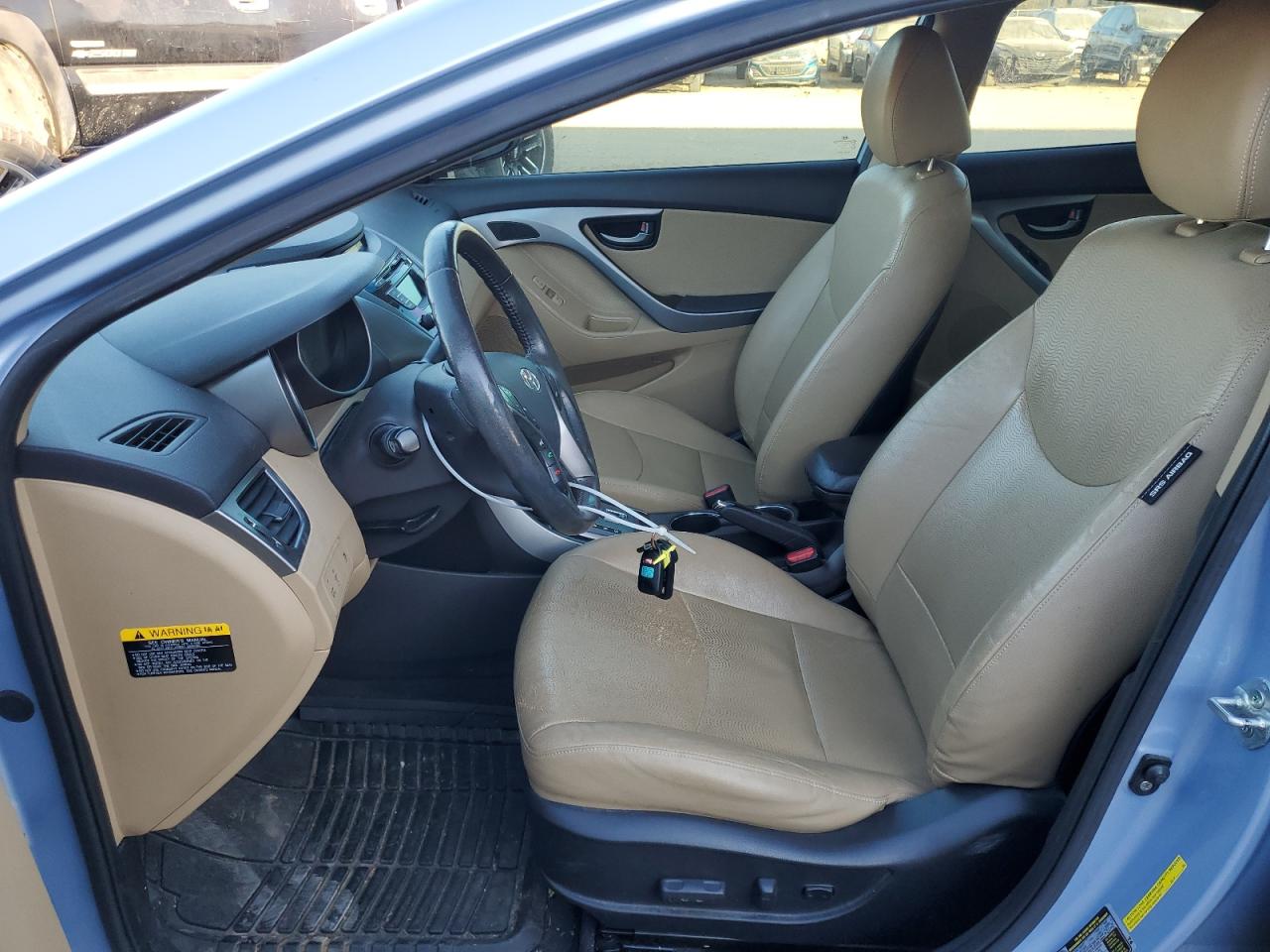 2013 Hyundai Elantra - Image 7
